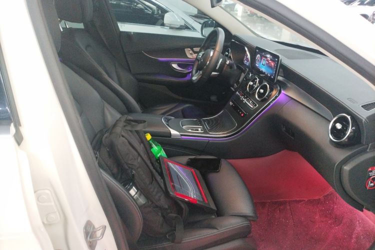 奔驰C级 2021款 C 260 L 运动版局部细节41