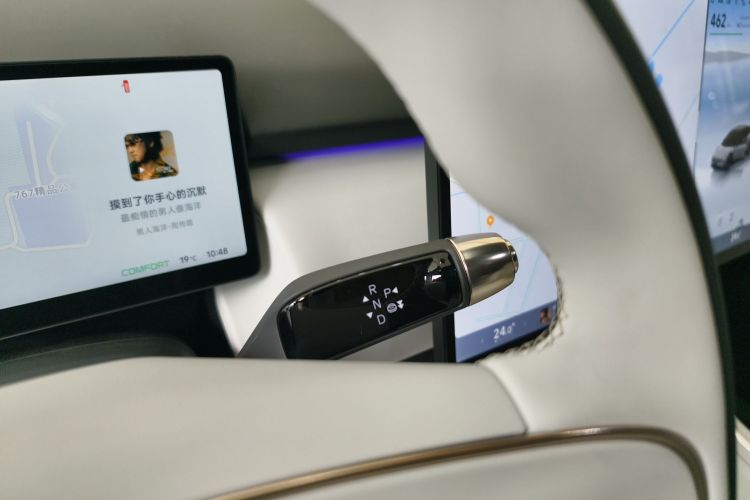 小鹏P7+ 2024款 长续航 Max中控内饰18