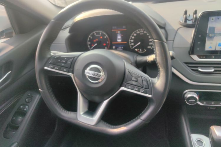 日产 天籁 2019款 2.0L XL 舒适版局部细节13