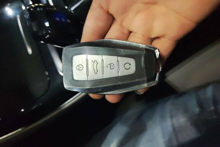 吉利汽车 博越L 2025款 第四代 1.5TD DCT 扬帆中控内饰11