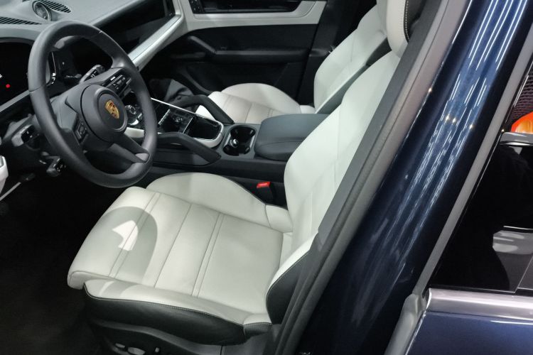保时捷 2024款 Cayenne 3.0T中控内饰19