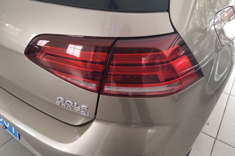 大众 高尔夫 2019款 280TSI DSG舒适型 国V车身外观9