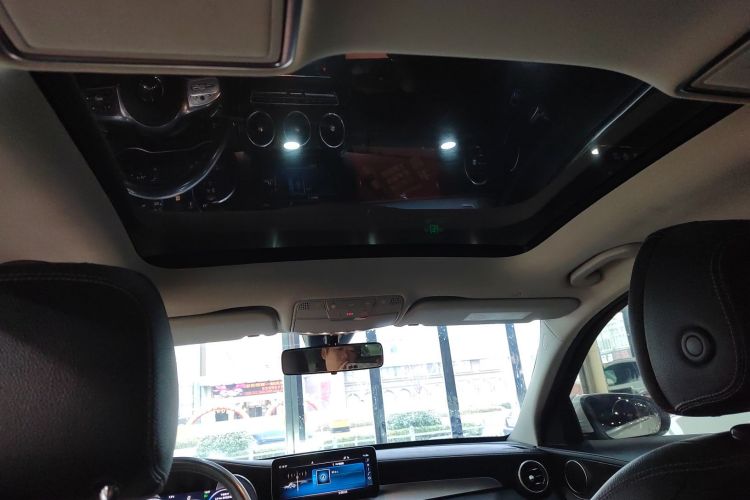 奔驰C级 2021款 C 200 L 时尚型运动版中控内饰22