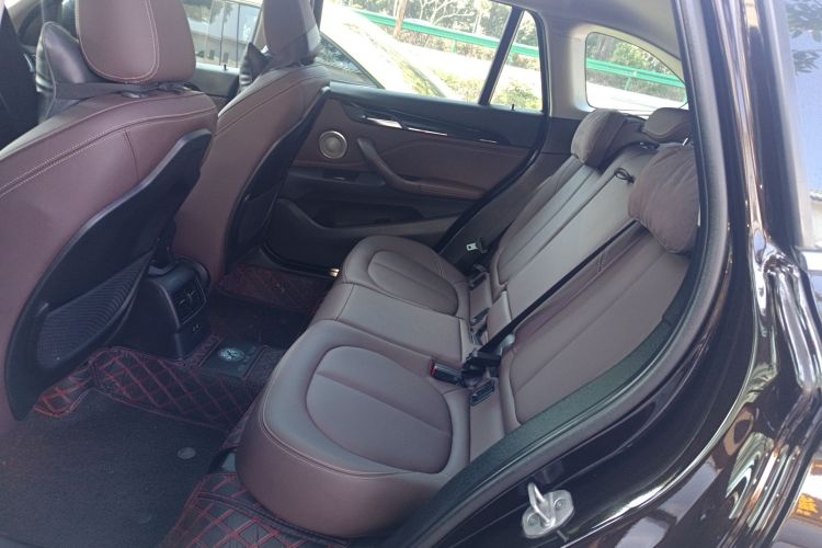 宝马X1 2021款 sDrive25Li 领先型中控内饰21