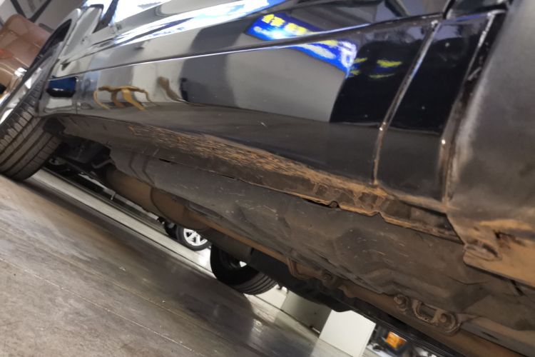 丰田 汉兰达 2017款 2.0T 四驱豪华版 7座局部细节9001