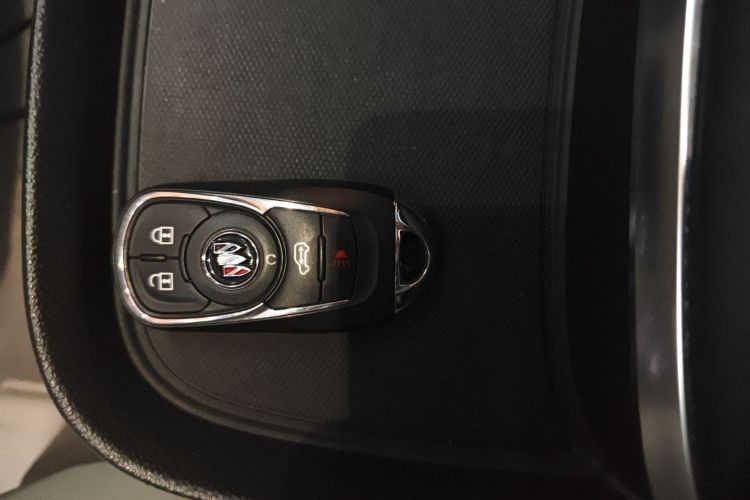 别克GL8 2022款 ES陆尊 653T 舒适型中控内饰7001