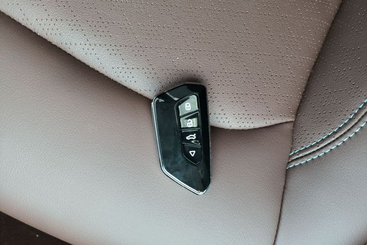 雪佛兰 科鲁泽 2023款 1.5L 双离合悦享版中控内饰11