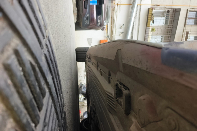 奔驰C级 2022款 改款 C 260 L 运动版局部细节9001