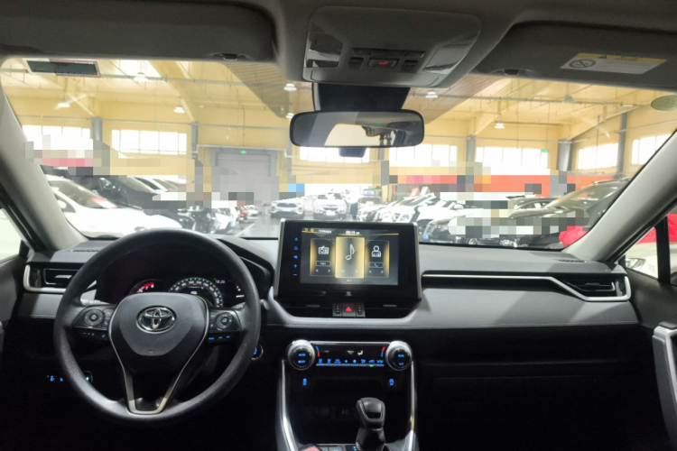 丰田 RAV4荣放 2020款 2.0L CVT两驱风尚版中控内饰7002