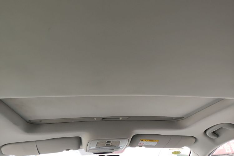 荣威i5 2020款 1.5L 手动4G互联领豪旗舰版中控内饰22