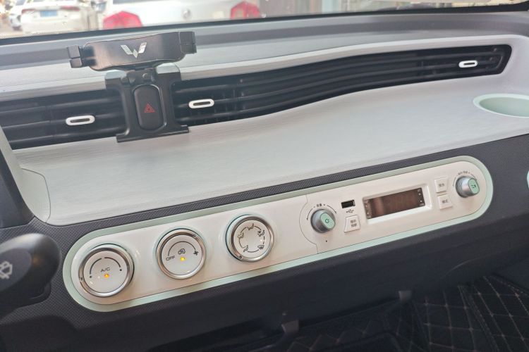 五菱汽车 宏光MINIEV 2021款 马卡龙臻享款 磷酸铁锂局部细节16