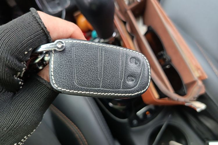 Jeep 指南者 2020款 220T 自动精英版中控内饰7001