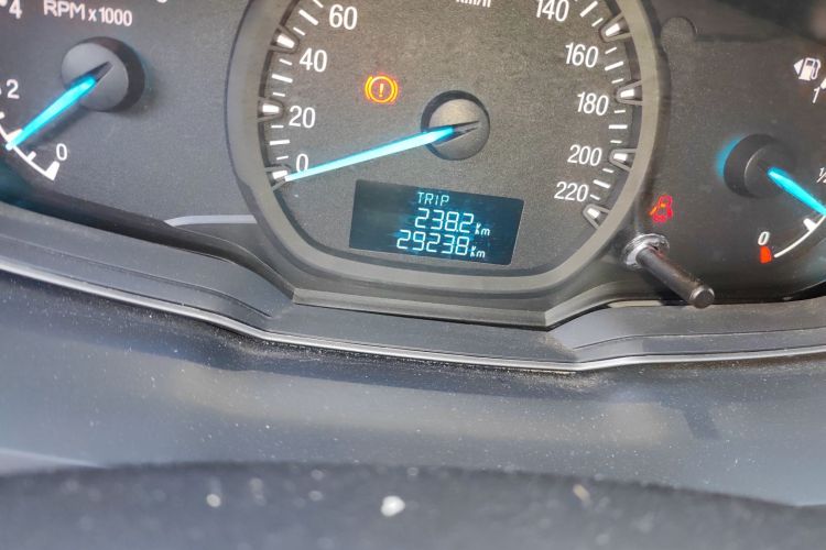 福特 福睿斯 2015款 1.5L 手动舒适型中控内饰15