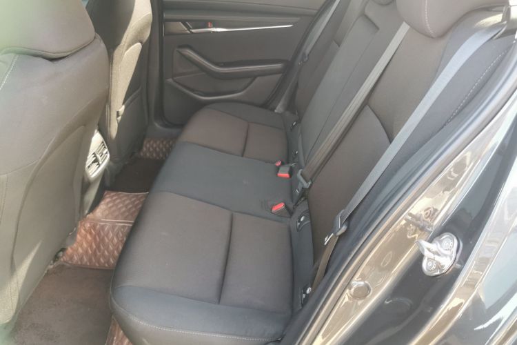 马自达3 昂克赛拉 2021款 2.0L 自动质炫版中控内饰21