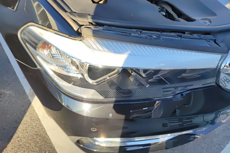 宝马5系 2018款 525Li 豪华套装车身外观6006