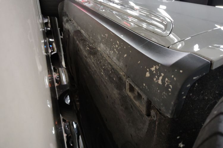 保时捷 2023款 Macan S 2.9T机舱底盘29