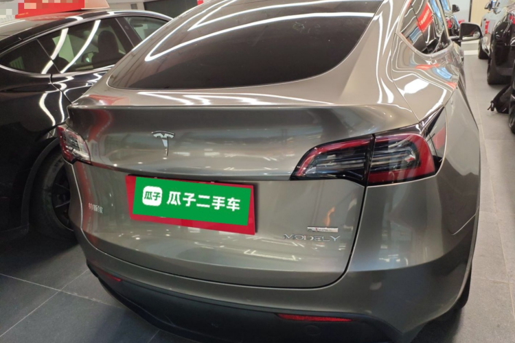 特斯拉 Model Y 2021款 标准续航后驱版车身外观6004