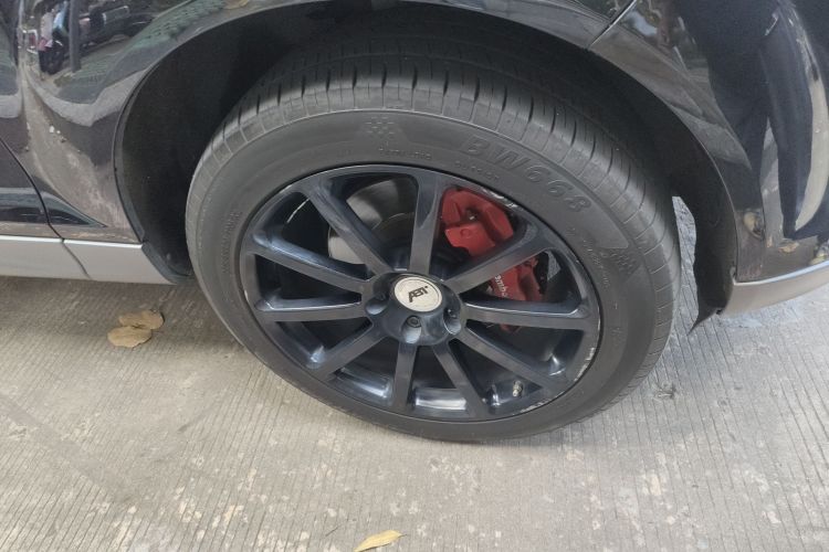 奥迪Q7 2015款 35 TFSI 进取型车身外观6002