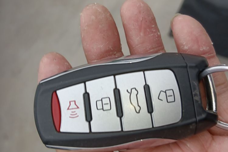 哈弗H6 2019款 运动版 1.5T 自动两驱精英型 国VI中控内饰7001