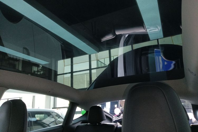 特斯拉 Model Y 2022款 后轮驱动版局部细节22