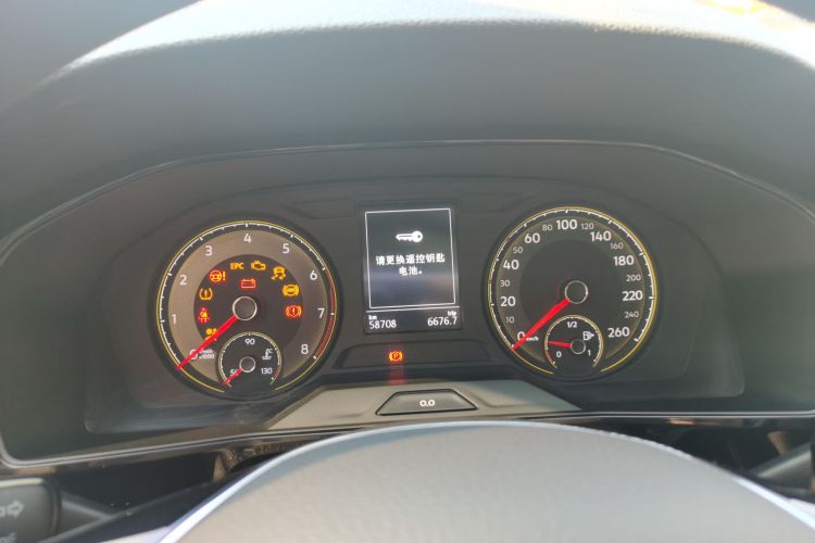 大众 朗逸 2018款 两厢 200TSI DSG舒适版 国V中控内饰14