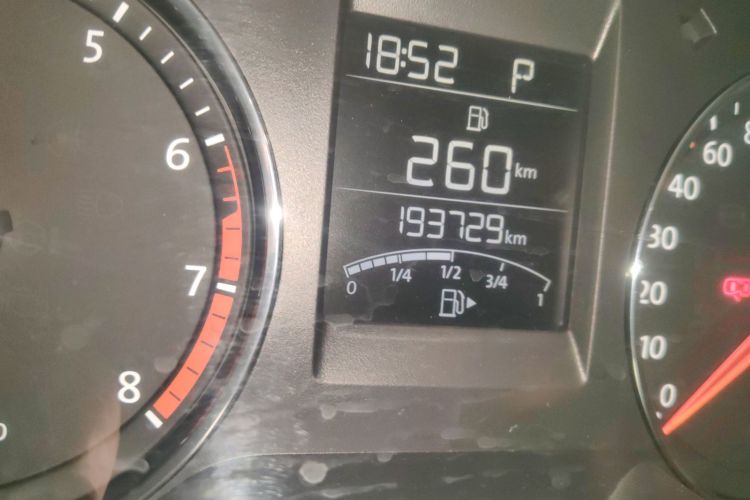 大众 Polo 2014款 1.4L 自动舒适版中控内饰15