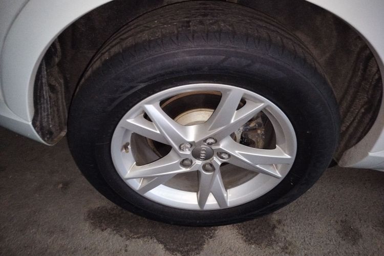 奥迪Q3 2018款 30周年年型 35 TFSI 时尚型车身外观6008