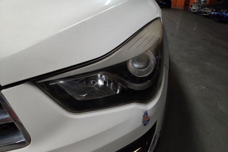 海马S5 2016款 1.6L 手动豪华型科技版局部细节36