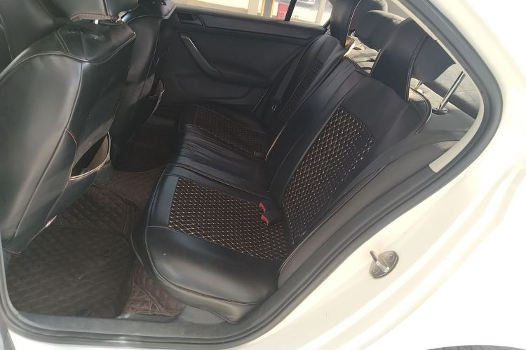 大众 桑塔纳 2018款 1.5L 手动风尚版中控内饰21