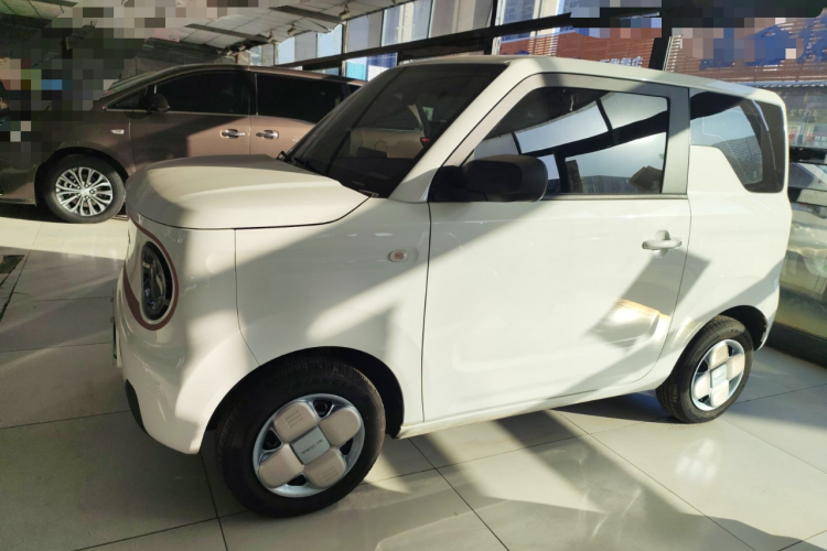 吉利银河 2024款 熊猫mini 200km 耐力熊车身外观6003