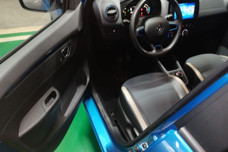 雷诺 e诺 2019款 e智型中控内饰7003