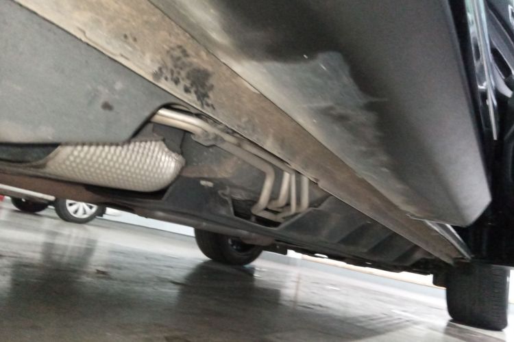 福特 锐界 2021款 PLUS EcoBoost 245 两驱豪锐型 7座局部细节9001