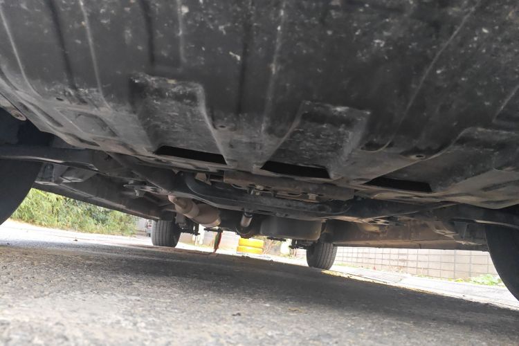 BAW北汽制造 锐胜王牌M7 2023款 2.0L 长轴创富型 7座局部细节9008