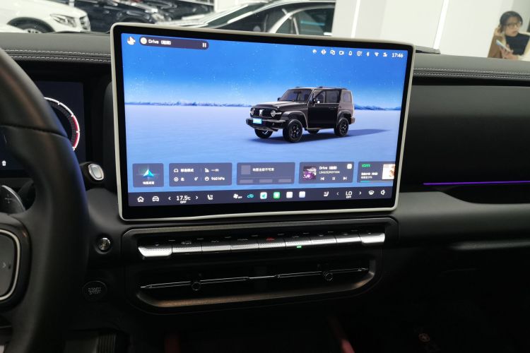 坦克300 2025款 2.0T 挑战者中控内饰16