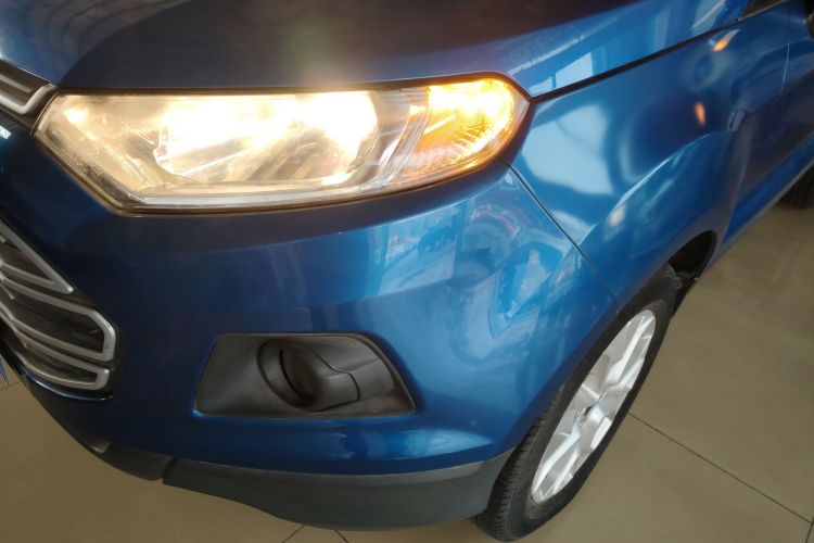 福特 翼搏 2013款 1.5L 自动风尚型局部细节36