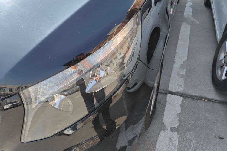 奔驰 威霆 2018款 2.0T 精英版 7座 国V局部细节36