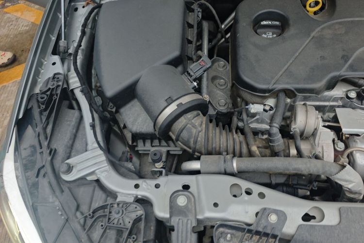 别克 君威 2023款 552T 智享型局部细节9006