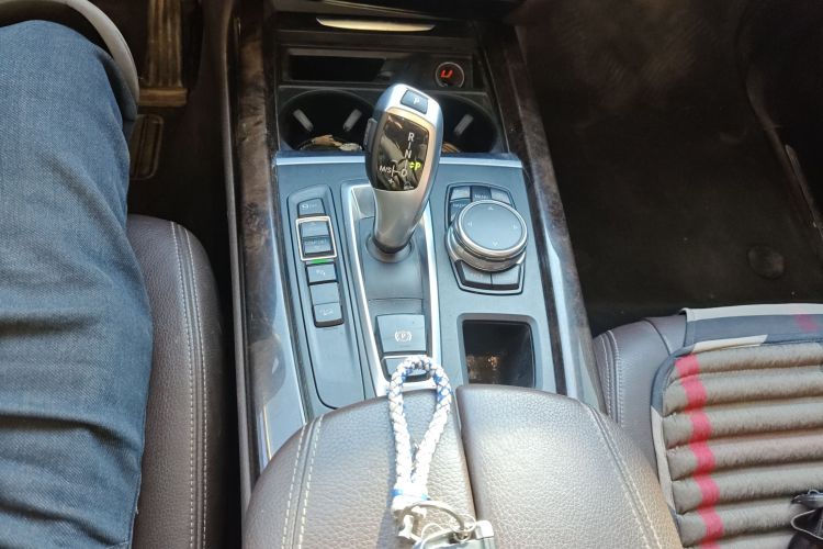 宝马X5(进口) 2015款 xDrive28i中控内饰18