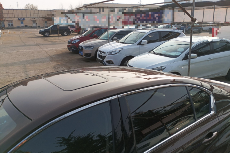 标致408 2015款 1.2T 自动豪华版局部细节57