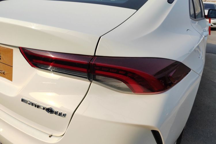 广汽传祺 2024款 270T DCT 影豹S版车身外观9