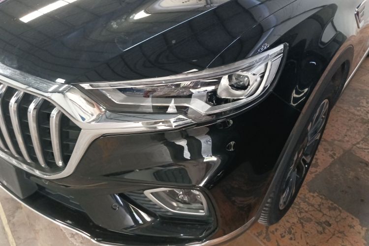 红旗HS5 2019款 2.0T 智联旗享四驱版车身外观36