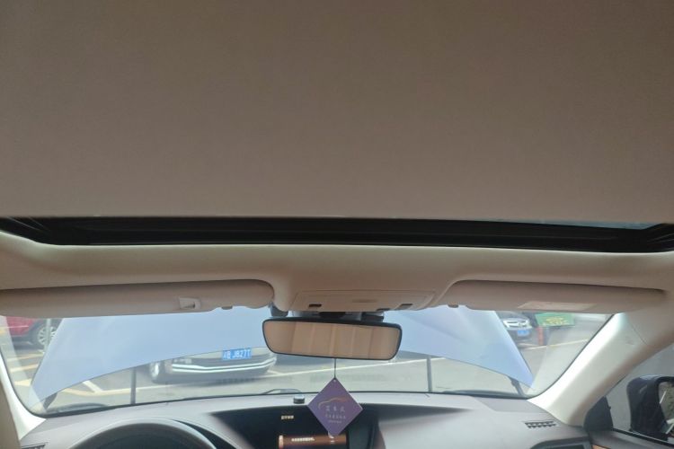 雷克萨斯ES 2015款 300h 舒适版局部细节22