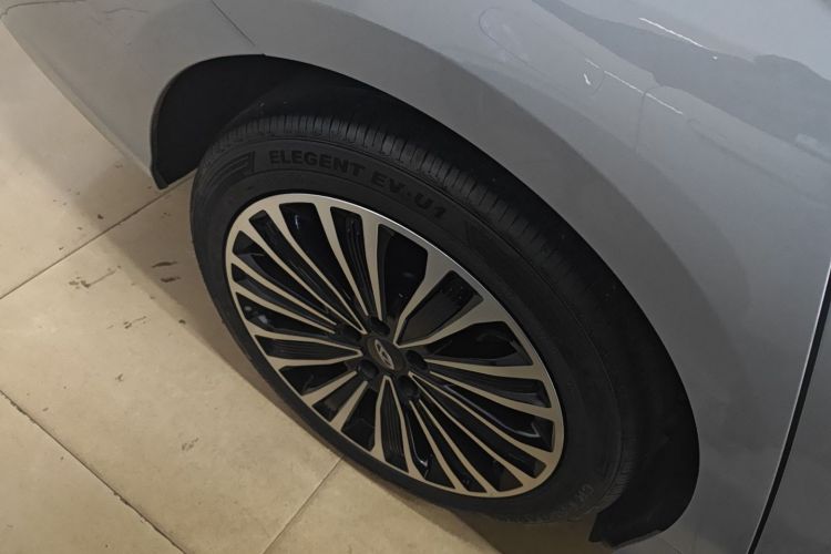 奇瑞 风云A8L 2025款 1.5TGDI 145km 豪华型车身外观6005