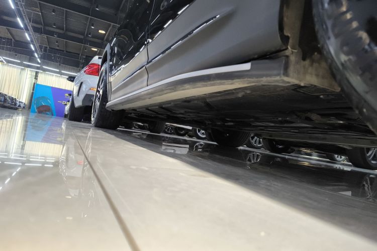 奔驰GLB 2025款 GLB 220 动感型局部细节9002