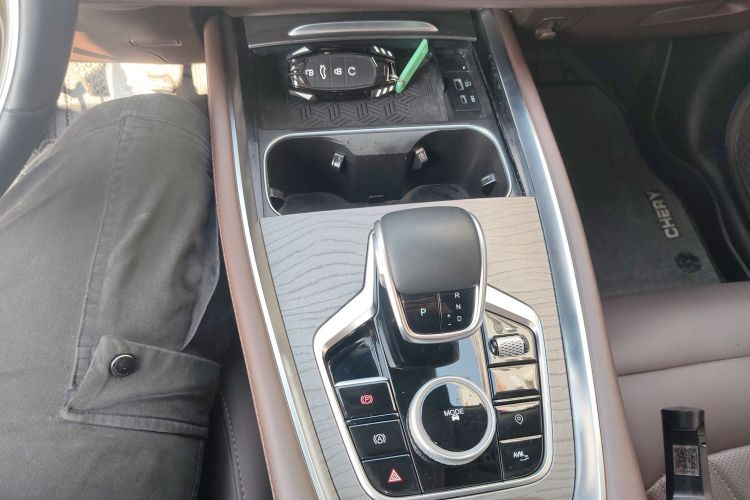 奇瑞 瑞虎8 PRO 2024款 冠军版 290T 两驱巅峰版 5座局部细节18