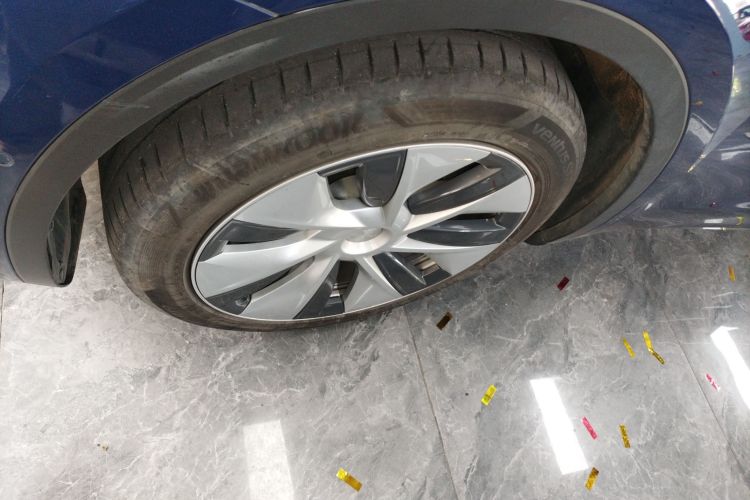 特斯拉 Model Y 2021款 标准续航后驱版车身外观6007