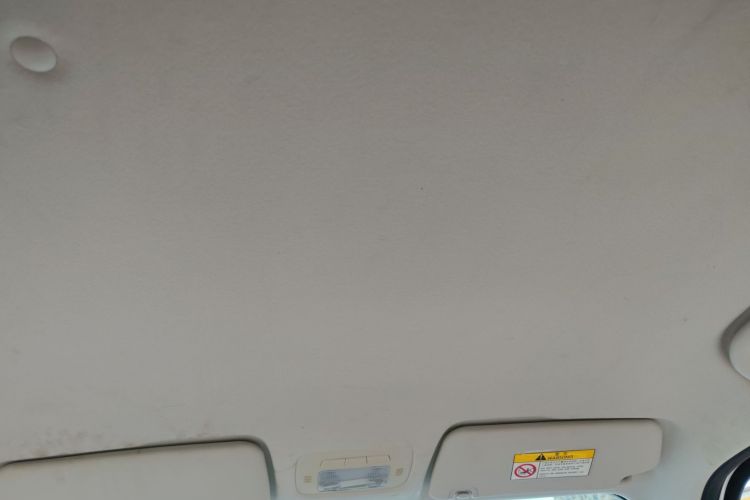 凯翼拾月 2023款 201km 踏浪版中控内饰22