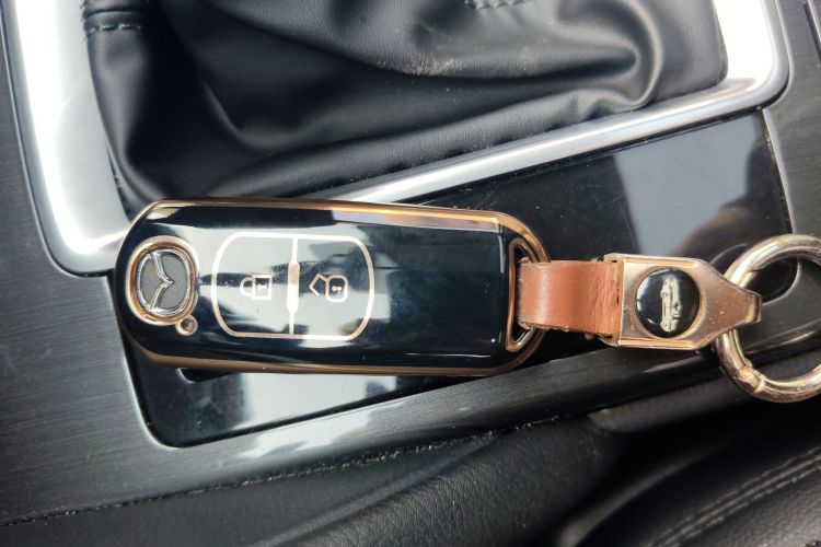 马自达CX-5 2015款 2.5L 自动四驱尊贵型中控内饰11