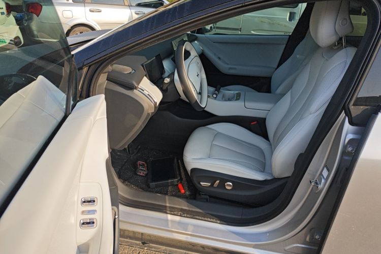 小鹏P7+ 2024款 超长续航 Max中控内饰20