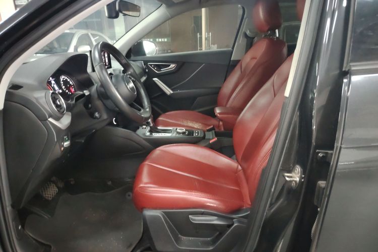 奥迪Q2L 2020款 35 TFSI 进取动感型局部细节19